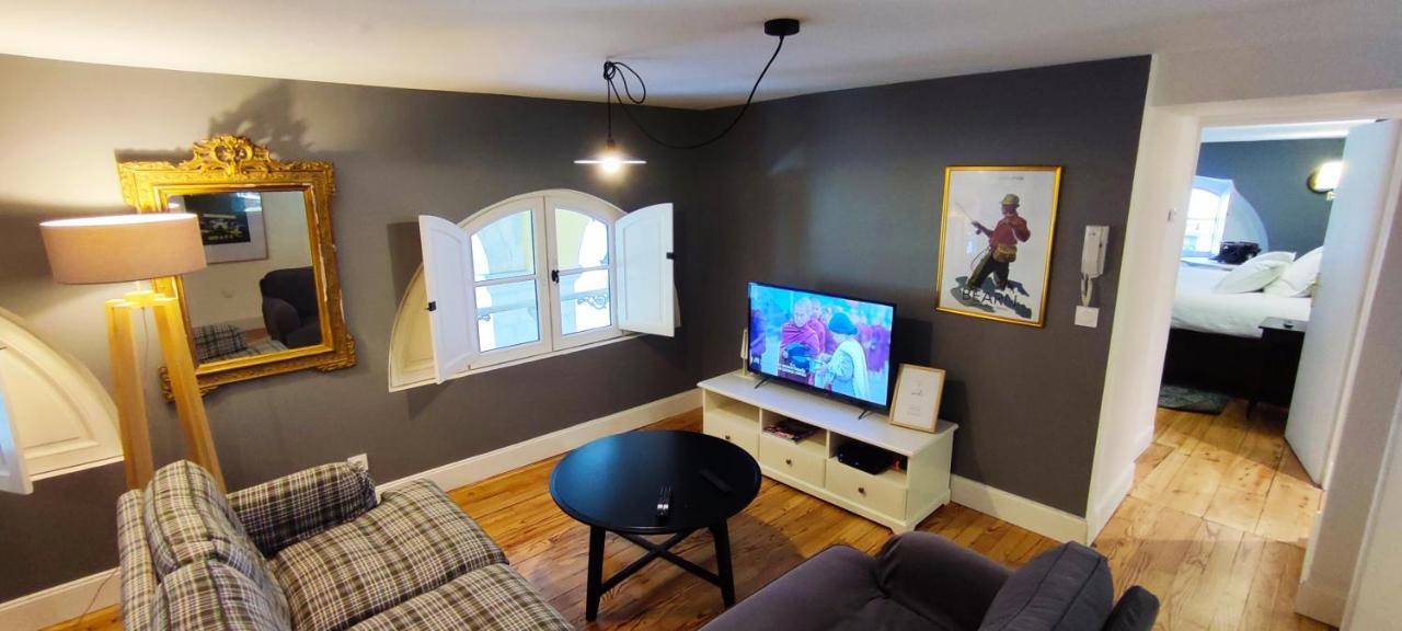 Le Gramont Apartment โป ภายนอก รูปภาพ