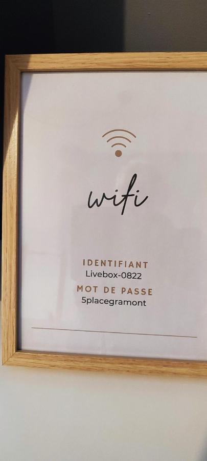Le Gramont Apartment โป ภายนอก รูปภาพ